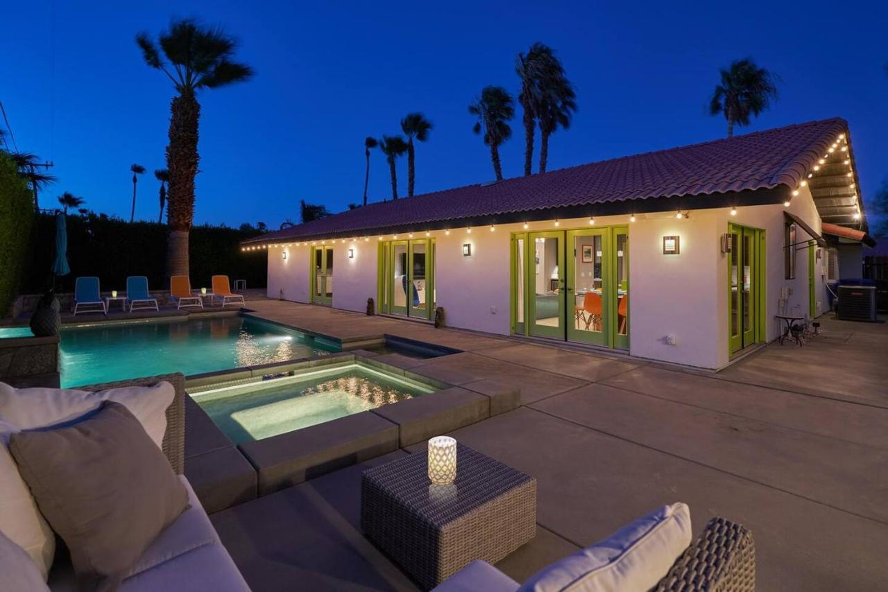 Pineapple Splash! Complete Privacy! Salt Pool! Palm Springs Bagian luar foto