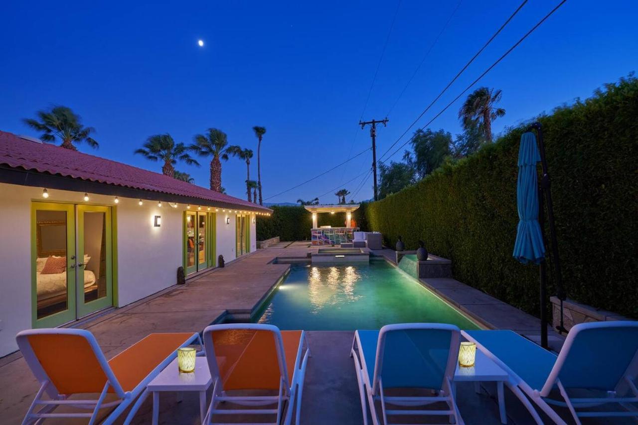 Pineapple Splash! Complete Privacy! Salt Pool! Palm Springs Bagian luar foto