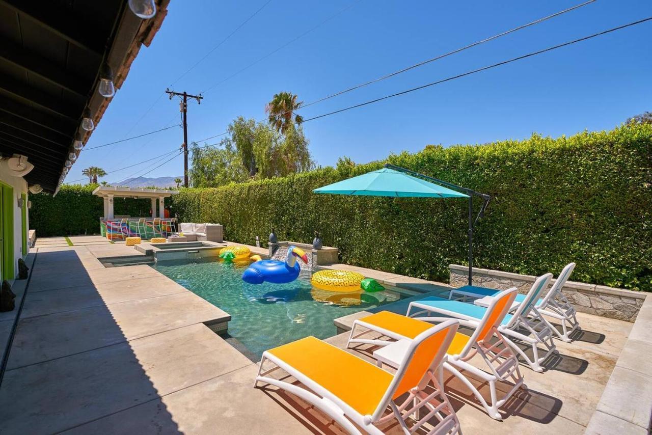 Pineapple Splash! Complete Privacy! Salt Pool! Palm Springs Bagian luar foto