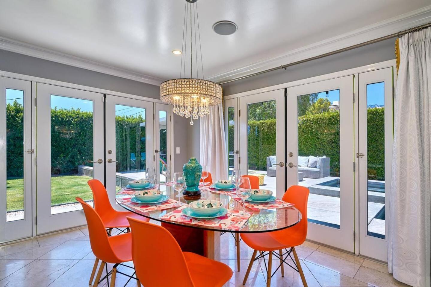 Pineapple Splash! Complete Privacy! Salt Pool! Palm Springs Bagian luar foto