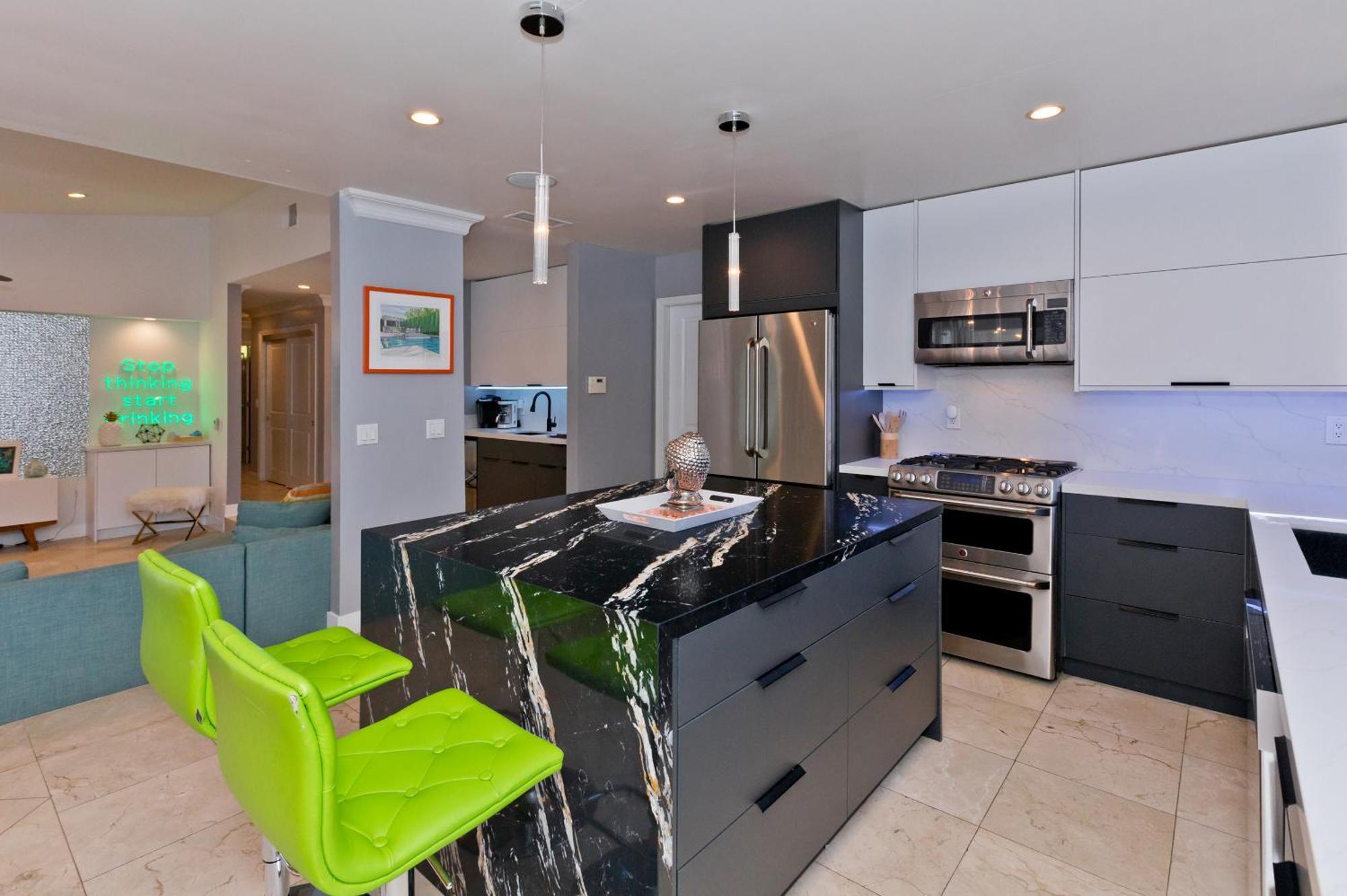 Pineapple Splash! Complete Privacy! Salt Pool! Palm Springs Bagian luar foto