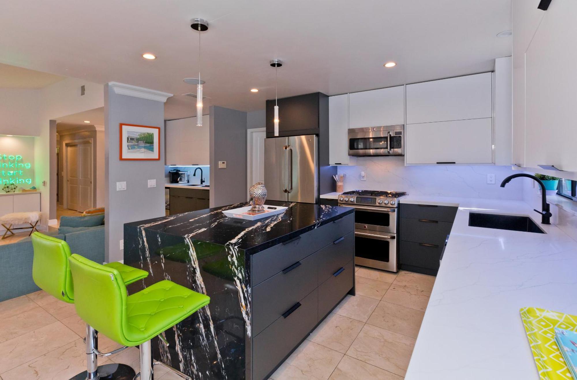 Pineapple Splash! Complete Privacy! Salt Pool! Palm Springs Bagian luar foto