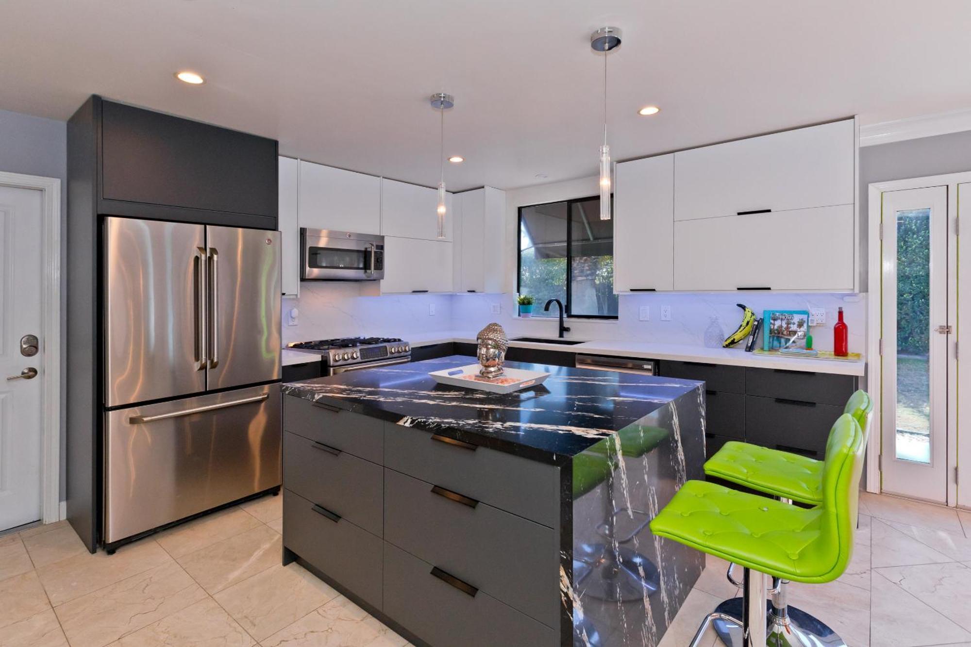 Pineapple Splash! Complete Privacy! Salt Pool! Palm Springs Bagian luar foto